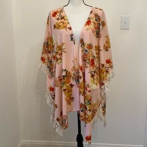 UMGEE Pink Floral Kimono Size Medium Large